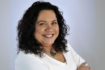 Cynthia W. Rojas - Storyteller